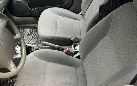 KIA Rio II, 2004 год, 295 000 рублей, 11 фотография