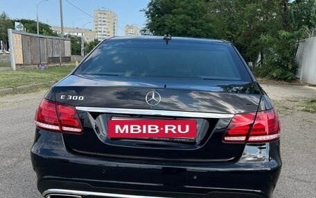 Mercedes-Benz E-Класс, 2013 год, 3 200 000 рублей, 4 фотография