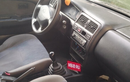 Nissan Almera, 1999 год, 119 000 рублей, 3 фотография