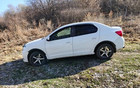 Renault Logan II, 2014 год, 550 000 рублей, 3 фотография