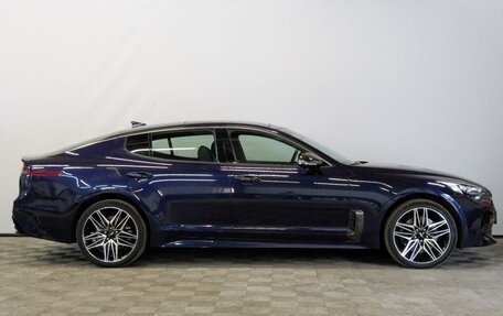 KIA Stinger I, 2022 год, 3 850 000 рублей, 4 фотография