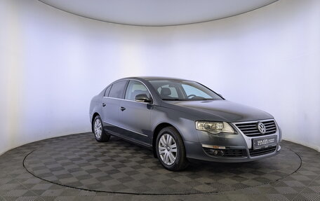 Volkswagen Passat B6, 2010 год, 925 000 рублей, 3 фотография