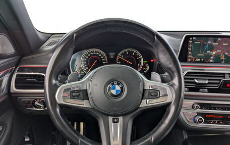 BMW 7 серия, 2019 год, 4 650 000 рублей, 30 фотография