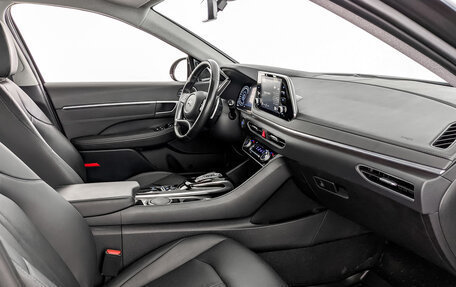 Hyundai Sonata VIII, 2022 год, 2 850 000 рублей, 11 фотография