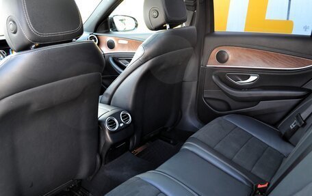 Mercedes-Benz E-Класс, 2016 год, 2 779 000 рублей, 11 фотография