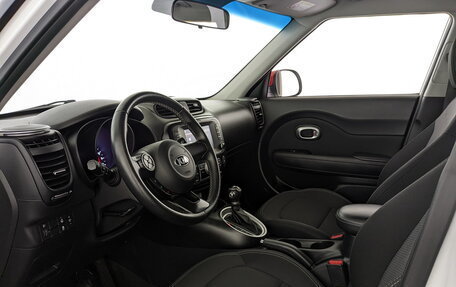 KIA Soul II рестайлинг, 2019 год, 1 750 000 рублей, 3 фотография