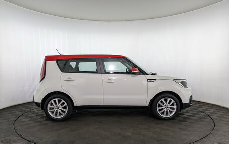 KIA Soul II рестайлинг, 2019 год, 1 750 000 рублей, 18 фотография