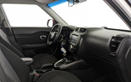 KIA Soul II рестайлинг, 2019 год, 1 750 000 рублей, 8 фотография