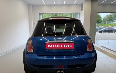 MINI Hatch, 2006 год, 830 000 рублей, 5 фотография