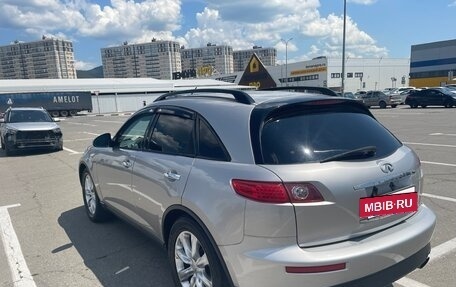 Infiniti FX I, 2005 год, 950 000 рублей, 6 фотография