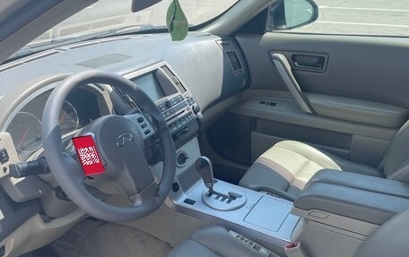 Infiniti FX I, 2005 год, 950 000 рублей, 10 фотография