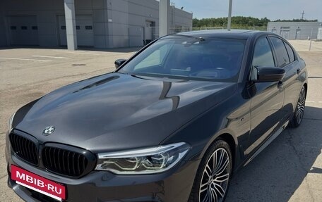 BMW 5 серия, 2020 год, 4 600 000 рублей, 2 фотография