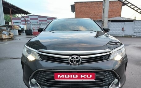 Toyota Camry, 2015 год, 2 100 000 рублей, 3 фотография