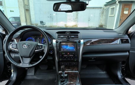 Toyota Camry, 2015 год, 2 100 000 рублей, 13 фотография