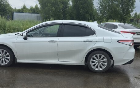 Toyota Camry, 2019 год, 2 600 000 рублей, 11 фотография