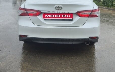 Toyota Camry, 2019 год, 2 600 000 рублей, 14 фотография