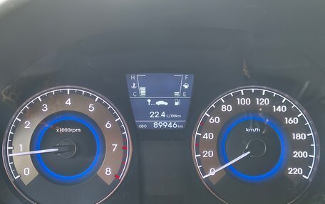 Hyundai Solaris II рестайлинг, 2011 год, 920 000 рублей, 9 фотография