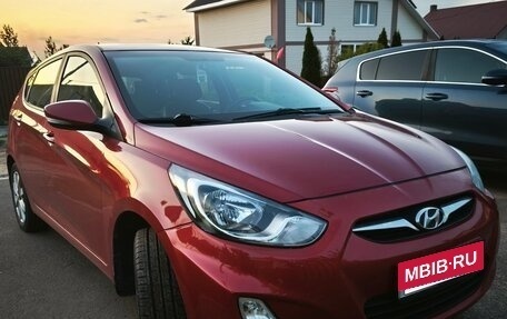Hyundai Solaris II рестайлинг, 2011 год, 920 000 рублей, 8 фотография