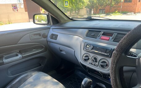 Mitsubishi Lancer IX, 2001 год, 240 000 рублей, 11 фотография