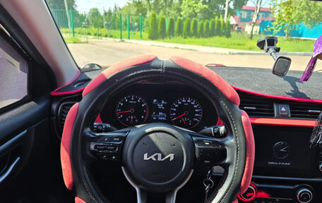 KIA Rio IV, 2021 год, 1 550 000 рублей, 2 фотография
