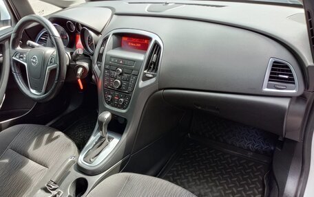Opel Astra J, 2015 год, 849 000 рублей, 10 фотография