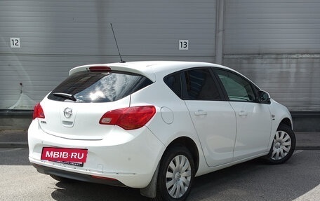 Opel Astra J, 2015 год, 849 000 рублей, 5 фотография