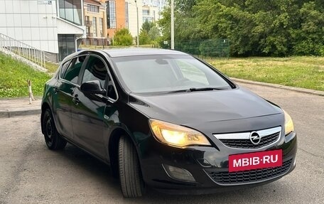 Opel Astra J, 2011 год, 475 000 рублей, 3 фотография