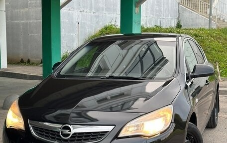 Opel Astra J, 2011 год, 475 000 рублей, 2 фотография