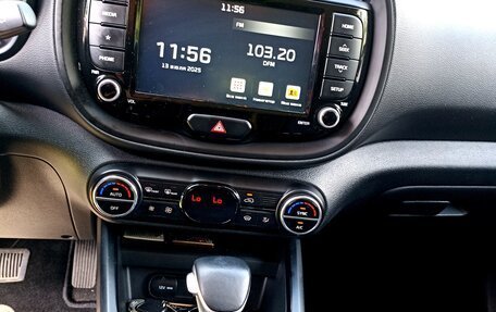 KIA Soul III, 2021 год, 2 300 000 рублей, 13 фотография