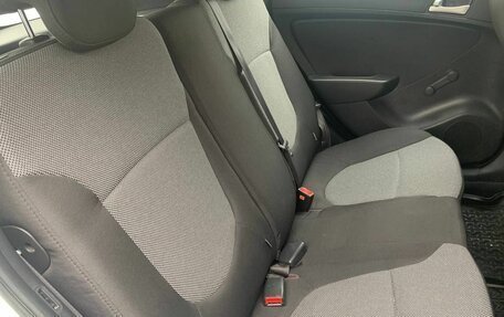 Hyundai Solaris II рестайлинг, 2013 год, 850 000 рублей, 17 фотография