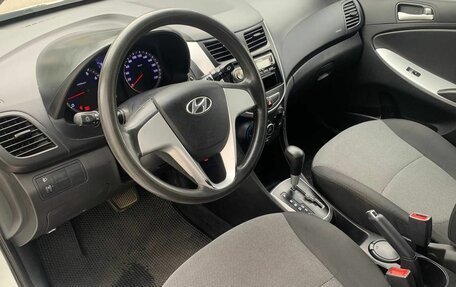 Hyundai Solaris II рестайлинг, 2013 год, 850 000 рублей, 12 фотография