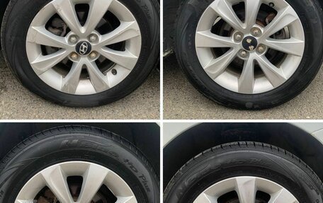 Hyundai Solaris II рестайлинг, 2013 год, 850 000 рублей, 22 фотография