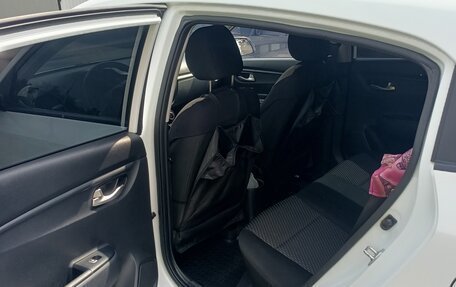 KIA Rio IV, 2019 год, 1 680 000 рублей, 1 фотография