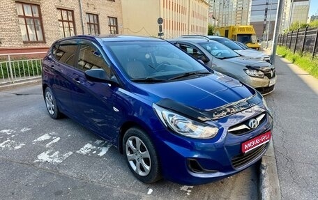 Hyundai Solaris II рестайлинг, 2012 год, 1 фотография