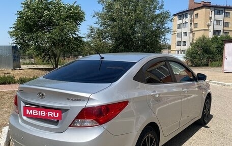 Hyundai Solaris II рестайлинг, 2011 год, 685 000 рублей, 8 фотография