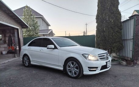 Mercedes-Benz C-Класс, 2014 год, 1 600 000 рублей, 13 фотография