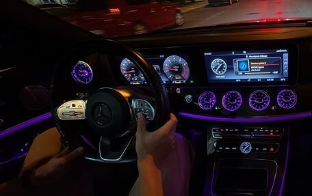 Mercedes-Benz E-Класс, 2019 год, 4 550 000 рублей, 6 фотография