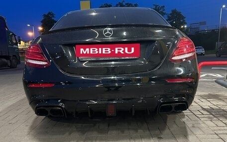Mercedes-Benz E-Класс, 2019 год, 4 550 000 рублей, 5 фотография