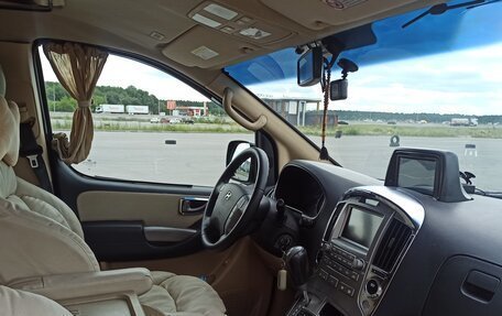 Hyundai Grand Starex Grand Starex I рестайлинг 2, 2009 год, 1 548 000 рублей, 10 фотография