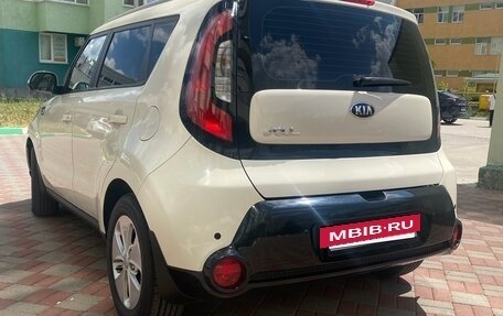 KIA Soul II рестайлинг, 2014 год, 1 370 000 рублей, 5 фотография