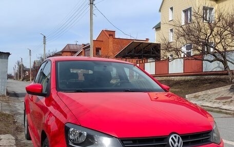 Volkswagen Polo VI (EU Market), 2010 год, 665 000 рублей, 2 фотография