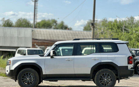 Toyota Land Cruiser Prado, 2024 год, 8 290 000 рублей, 2 фотография