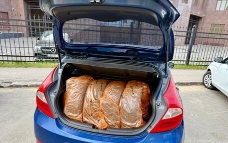 Hyundai Solaris II рестайлинг, 2012 год, 5 фотография