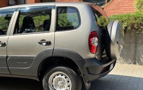 Chevrolet Niva I рестайлинг, 2013 год, 700 000 рублей, 8 фотография