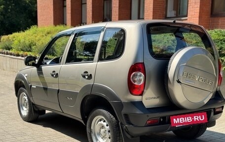 Chevrolet Niva I рестайлинг, 2013 год, 700 000 рублей, 7 фотография