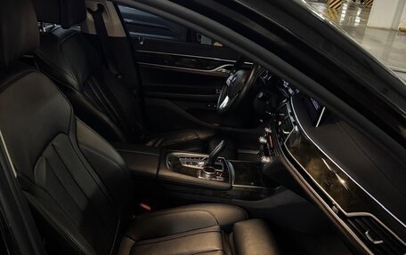 BMW 7 серия, 2019 год, 6 280 000 рублей, 8 фотография