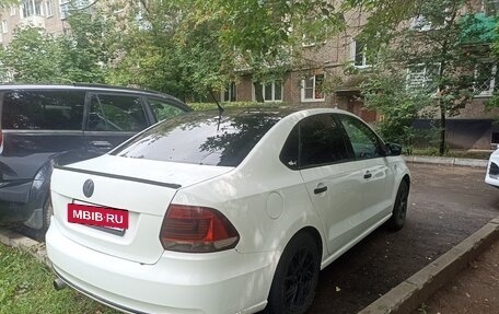 Volkswagen Polo VI (EU Market), 2016 год, 800 000 рублей, 5 фотография