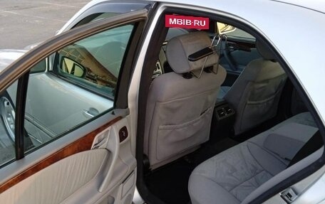 Mercedes-Benz E-Класс, 2001 год, 1 000 000 рублей, 16 фотография