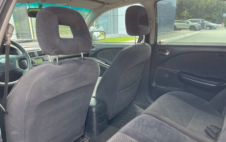 Toyota Avensis III рестайлинг, 2001 год, 320 000 рублей, 12 фотография