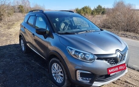 Renault Kaptur I рестайлинг, 2016 год, 1 300 000 рублей, 2 фотография